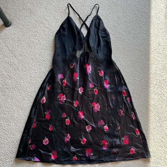 Victoria's Secret Intimates & Sleepwear Victorias Secret Vs Satin